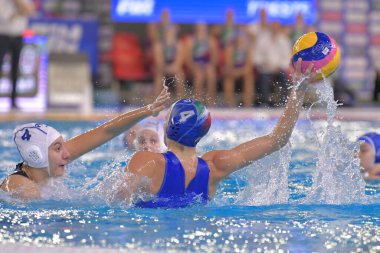 4 AVEGNO Silvia (İtalya) - 4 BOULOUKBACHI Camelia (Fransa) - Kadınlar # 39; Waterpolo Olimpiyat Turnuvası 2021 - Fransa - İtalya - İtalya Trieste 'de Olimpiyat Oyunları, 19 Ocak 2021 - Fotoğraf: LM / Marco Todaro