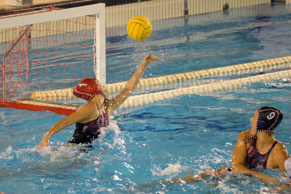 Maria Elena Sanchez Gonzales Mataro Tijdens Waterpolo Euroleague Women Match — Stockfoto