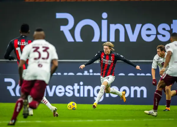 Jens Petter Hauge Milan Azione Durante Partita Milan Torino Coppa — Foto Stock