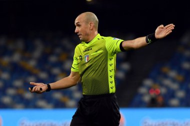 İtalyan futbolu Coppa Italia maçında Michael Fabbri (hakem) SSC Napoli-Atalanta BC maçında Napoli, İtalya 'daki Diego Armando Maradona Stadyumu' nda, 3 Şubat 2021 - Fotoğraf: LiveMedia / Renato Olimpio