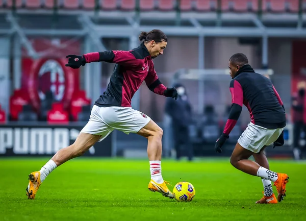 Zlatan Ibrahimovic Milan Warms Milan Torino Italian Football Coppa Italia — Stock Photo, Image