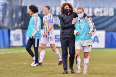 Rita Guarino (Teknik Direktör Juventus) ve Valentina Cernoia (Juventus) İtalyan futbol takımı Serie A Women maçında Empoli Ladies vs Juventus 'a karşı Empoli, İtalya' daki Monteboro spor merkezinde, 06 Şubat 2021 - Kredi: LiveMedia / Lisa Guglielmi