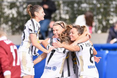 Juventus oyuncuları İtalya futbolu Serie A Women maçının ardından Empoli, İtalya 'daki Monteboro spor merkezinde Empoli Ladies vs Juventus maçını kutluyorlar, 06 Şubat 2021 - Kredi: LiveMedia / Lisa Guglielmi