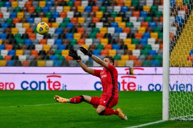 Marco Silvestri (Hellas Verona FC) İtalyan futbolcu Serie A maçında Udinese Calcio, Hellas Verona FC 'ye karşı Friuli - Dacia Arena Stadyumu, Udine, İtalya, 07 Şubat 2021 - Fotoğraf: LiveMedia / Alessio Marini