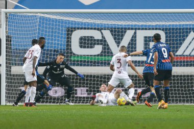 Gleison Bremer (Torino FC) İtalya 'nın Bergamo kentindeki Gewiss Stadyumu' nda oynanan Atalanta BC-Torino FC maçında Torino FC 'nin ikinci golünü attı.