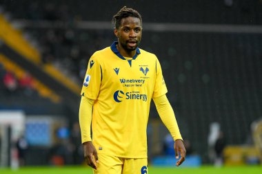 Adrien Tameze (Hellas Verona) İtalya futbol takımı Serie A maçında Udinese Calcio, Hellas Verona FC 'ye karşı Udine, İtalya' daki Dacia Arena stadyumunda, 7 Şubat 2021 - Fotoğraf: LiveMedia / Ettore Griffoni