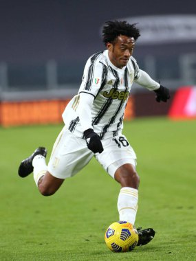 İtalyan futbolu Coppa Italia maçında Juan Guillermo Cuadrado Bello (Juventus FC) İtalya 'nın Torino kentindeki Allianz Stadyumu' nda Juventus FC-FC Internazionale maçında, 9 Şubat 2021 - Fotoğraf: LiveMedia / Claudio Benedetto