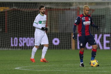 Crotone - Sassuolo, Stadio Ezio Scida ile 14 Şubat 2021 'de Crotone İtalya / LiveMedia' da oynanan Serie A futbol maçında Adam Ounas (Crotone FC)