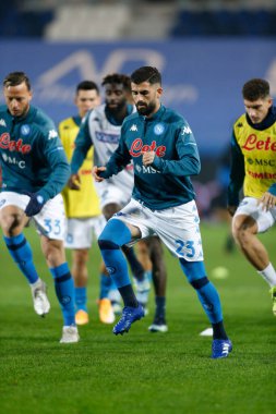 Elseid Hysaj (SSC Napoli) İtalya 'nın Bergamo, İtalya' daki Gewiss Stadyumu 'nda oynanan İtalya Coppa Italia maçından önce ısınıyor.