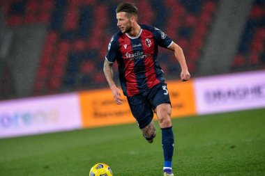 Mitchell Dijks (Bologna FC) İtalya futbol takımı Serie A maçında Bologna FC - Benevento Calcio maçında Renato Dall & # 39; Ara stadyumunda, 12 Şubat 2021 - Credit: LiveMedia / Alessio Marini