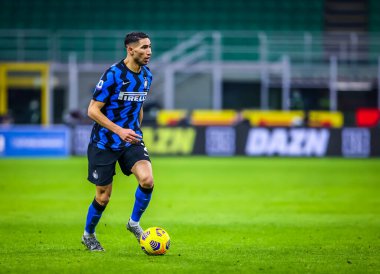 FC Internazionale takımından Achraf Hakimi, İtalya 'nın Milano şehrindeki Giuseppe Meazza Stadyumu' nda oynanan FC Internazionale maçında 14 Şubat 2021 - Fotoğraf: LiveMedia / Fabrizio Carabelli