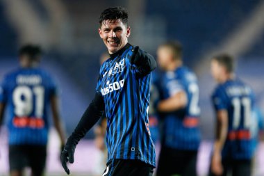 Matteo Pessina (Atalanta), İtalya 'nın Bergamo kentindeki Gewiss Stadyumu' nda oynanan İtalya Coppa Italia maçında gol attıktan sonra kutluyor.