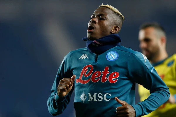 Victor Osimhen (SSC Napoli) İtalya 'nın Bergamo, İtalya' daki Gewiss Stadyumu 'nda oynanan Atalanta BC-SSC Napoli maçından önce ısınıyor, 10 Şubat 2021 - Fotoğraf: LiveMedia / Francesco Scaccianoce
