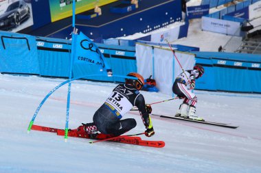 ZUBCIC Filip (CRO) Alp yarışı sırasında bronz madalya 2021 FIS Alp Dünya SKI Şampiyonası - Paralel Dev Slalom - Rumerlo 'daki Erkekler (BL), İtalya, 16 Şubat 2021 - Fotoğraf: LiveMedia / Sergio Bisi
