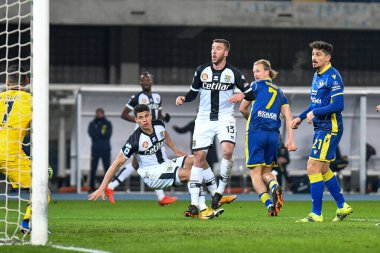 Antonin Barak (Hellas Verona), 15 Şubat 2021 'de İtalya' nın Verona kentindeki Marcantonio Bentegodi Stadyumu 'nda oynanan Hellas Verona-Parma Calcio maçında 2-1' lik skorla gol attı.