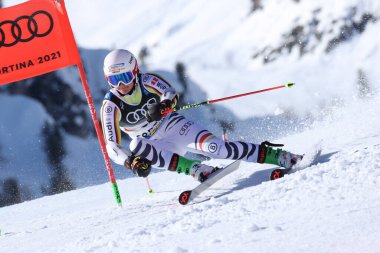 Alp disiplini kayak yarışı sırasında Almanya Bronz Madalyası 2021 FIS Alp Dünya SKI Şampiyonası - Cortina d. 39; Ampezzo (BL), İtalya, 17 Şubat 2021 - Kredi: LiveMedia / Sergio Bisi