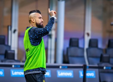 FC Internazionale 'den Arturo Vidal İtalyan futbol takımı Serie A maçında FC Internazionale ile Ceneviz CFC' nin Milano, İtalya 'daki Giuseppe Meazza stadyumunda 28 Şubat 2021 - Kredi: LiveMedia / Fabrizio Carabelli
