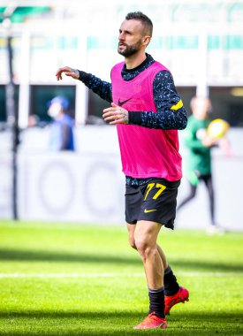 FC Internazionale takımından Alexis Sanchez, İtalya 'nın Milano şehrindeki Giuseppe Meazza Stadyumu' nda oynanan FC Internazionale maçında ısındı.