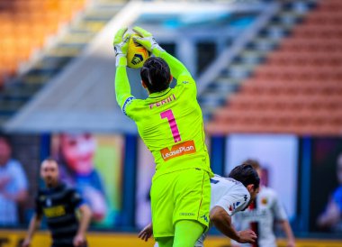 Cenova 'dan Mattia Perin, İtalya' nın Milano şehrindeki Giuseppe Meazza Stadyumu 'nda oynanan FC Internazionale-Genoa CFC maçında, 28 Şubat 2021 - Fotoğraf: LiveMedia / Fabrizio Carabelli