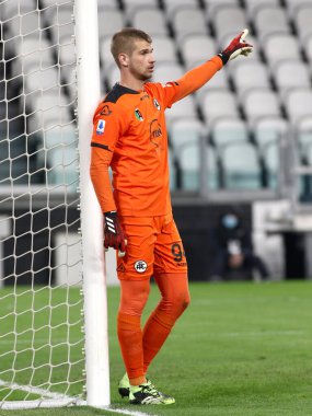 İvan Provedel (kaleci Spezia Calcio) İtalyan futbolcu Serie A maçında Juventus FC ile Spezia Calcio arasında İtalya 'nın Torino kentindeki Allianz Stadyumu' nda oynanan karşılaşmada, 2 Mart 2021 - Fotoğraf: LiveMedia / Claudio Benedetto