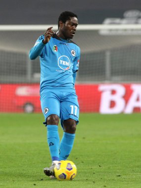 Emmanuel Gyasi (Spezia Calcio) İtalyan futbol takımı Serie A maçında Juventus FC ile Spezia Calcio arasında İtalya 'nın Torino kentindeki Allianz Stadyumu' nda oynanan maçta, 2 Mart 2021 - Fotoğraf: LiveMedia / Claudio Benedetto