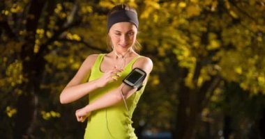Sonbahar Park'ta jogging runner