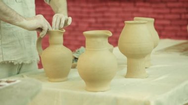 Çanak çömlek oluşturma işlemi