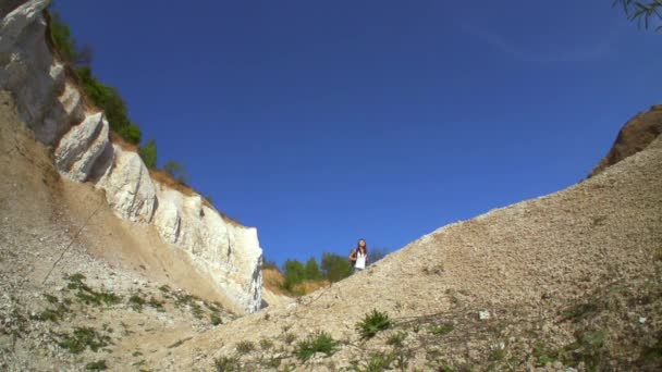 Hiking woman in Grand Canyon — Stock Video