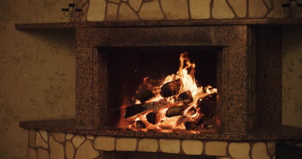 壁炉燃烧慢的运动 — 图库视频影像