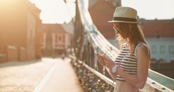 Woman using smartphone — Stock Video