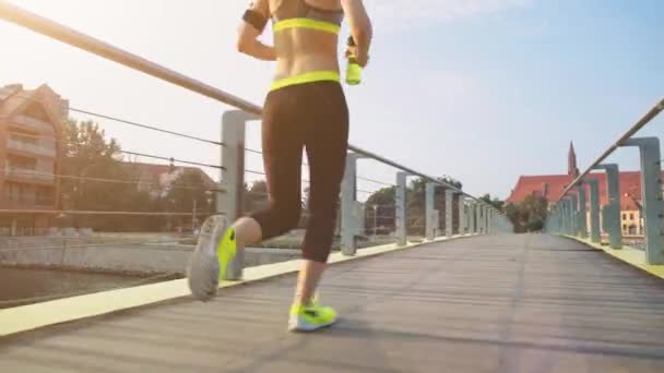 Runner woman feet running — Stock Video