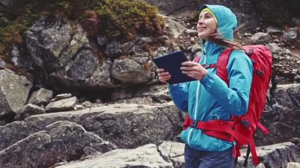 Hiker woman using tablet — Stock Video