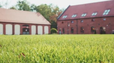 Ayak ve bacaklar kapat