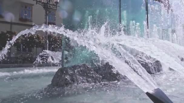 Газированная вода в фонтане — стоковое видео