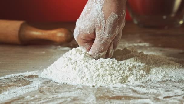 Hand preparing flour — Stock Video