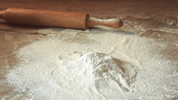 Hand preparing flour — Stock Video