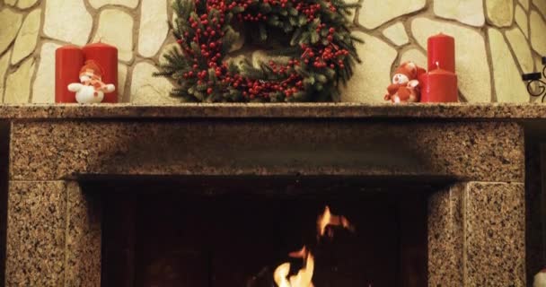 Warm cozy fireplace — Stock Video