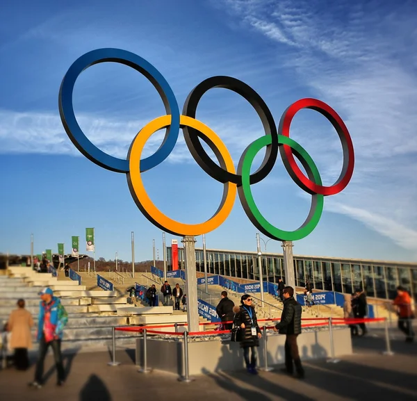 Olympische Ringe 2014 in Sotschi — Stockfoto