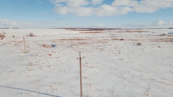Полет над зимней природой Пензенской области Российской Федерации — стоковое видео