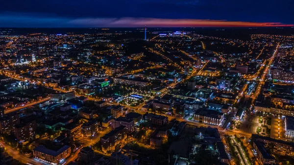 夜のペンザ市の空中写真 — ストック写真