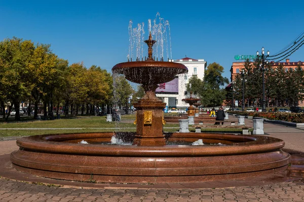 Lenin Meydanı Çeşmesi. Khabarovsk.