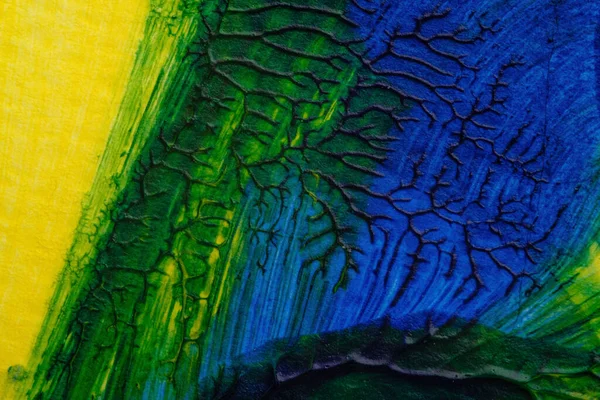 mavi yeşil soyut akrilik boya renk dokusu beyaz kağıt arkaplan üzerinde rorschach mürekkep lekesi yöntemi kullanılarak