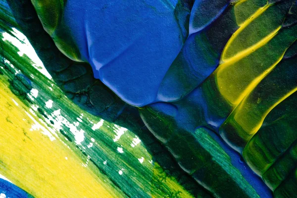 mavi yeşil soyut akrilik boya renk dokusu beyaz kağıt arkaplan üzerinde rorschach mürekkep lekesi yöntemi kullanılarak