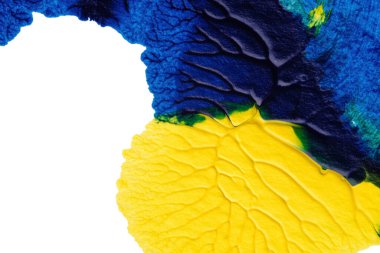 mavi yeşil soyut akrilik boya renk dokusu beyaz kağıt arkaplan üzerinde rorschach mürekkep lekesi yöntemi kullanılarak