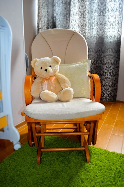 Teddy bear in rocking chair — Stock Photo, Image