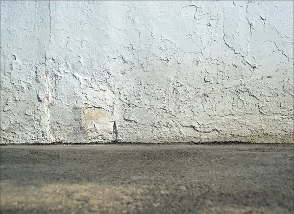 Empty street concrete wall with ground floor — Stock Photo, Image