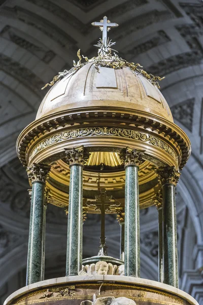 Altar mayor, detalle de la cúpula del presbiterio, Jaén, España — Foto de Stock