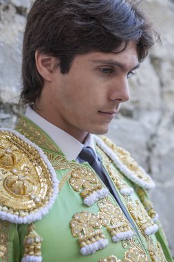 Ispanyol bullfighter Sebastian Castella tamamen odaklı momen