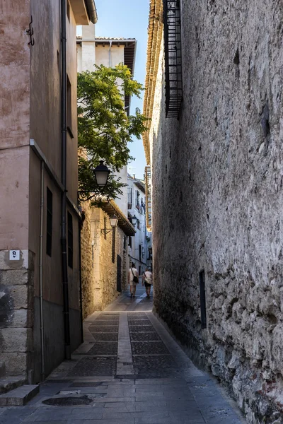 Detail of the street of the cathedral of Cuenca to the evening, Cuenca, Spain — Stock Photo, Image