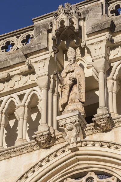 Detail of facade of the Cuenca's Cathedral, The cathedral is dedicated to St Julian, gothic english-norman style, XII century, Cuenca, Spain — Stock Photo, Image